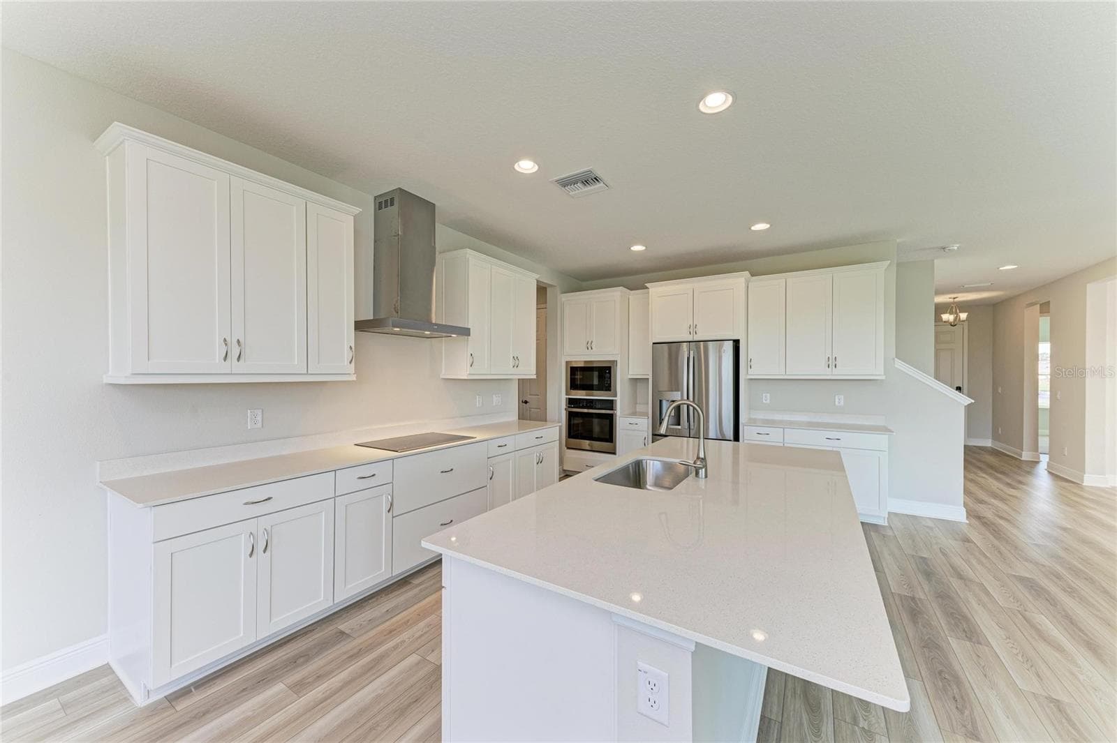 9723 SURREY ROSE DR photo 11