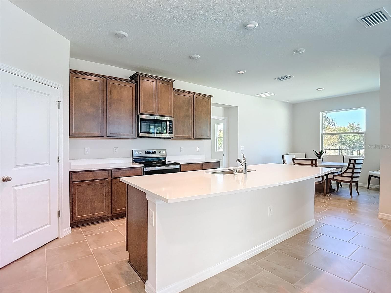 10471 BRIDGEGATE HEIGHTS LOOP photo 5