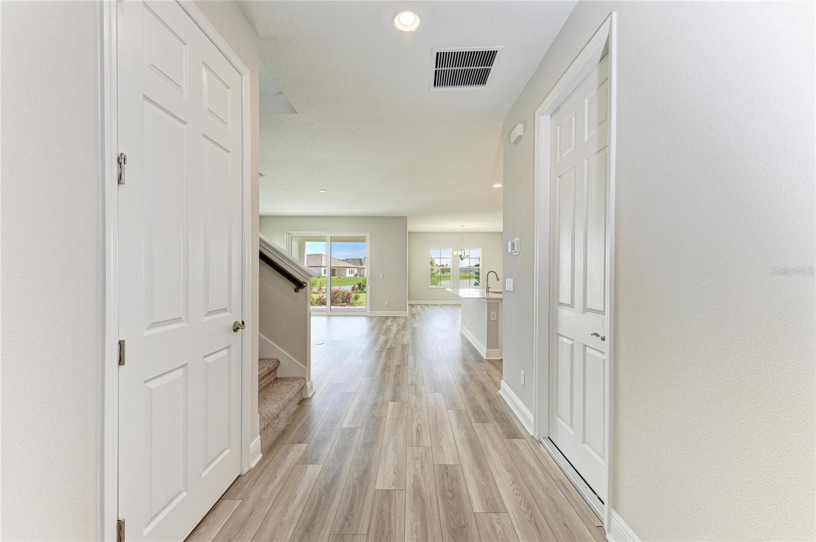 10148 SURREY ROSE DR photo 8