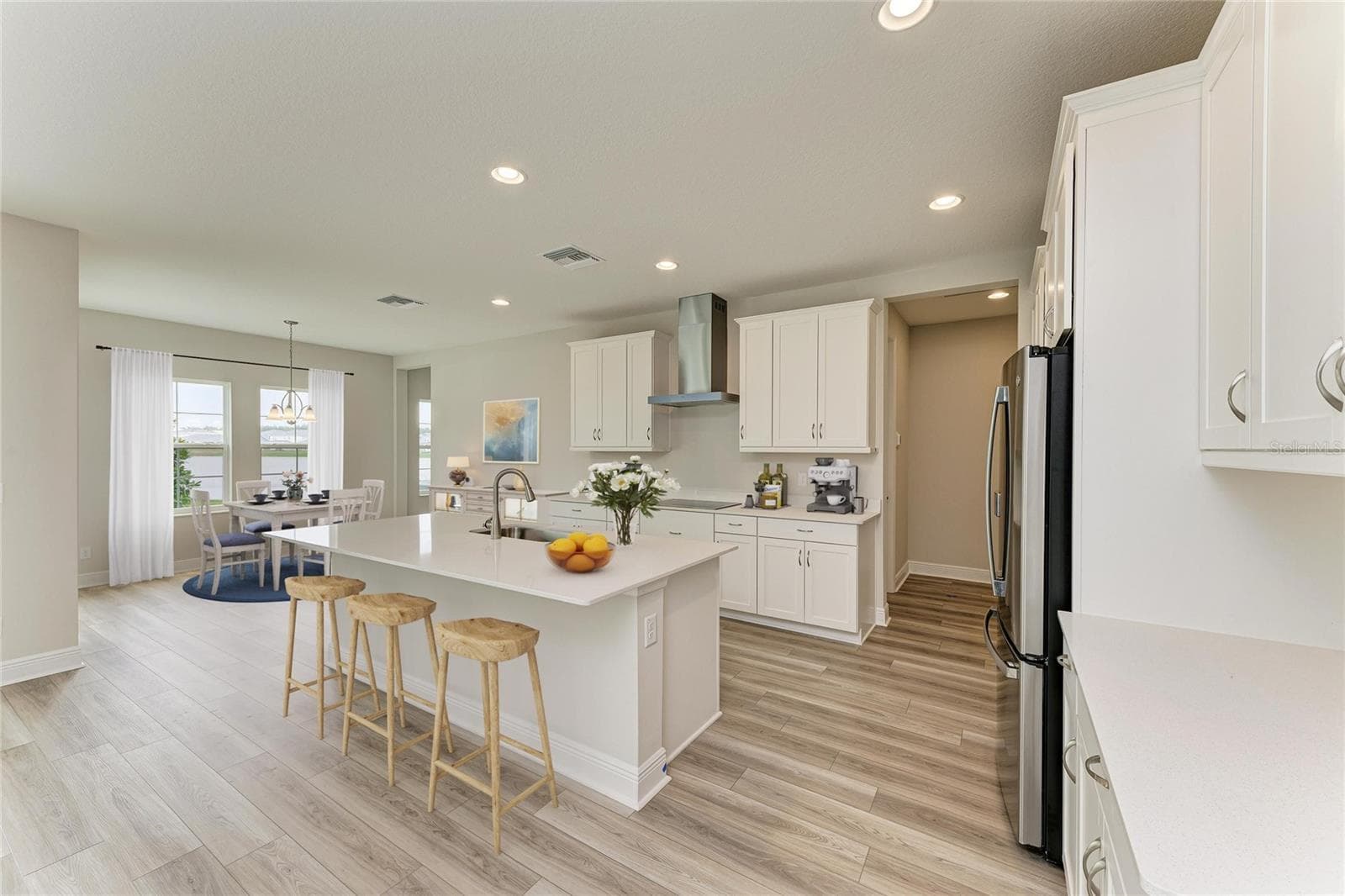 10186 SURREY ROSE DR photo 2