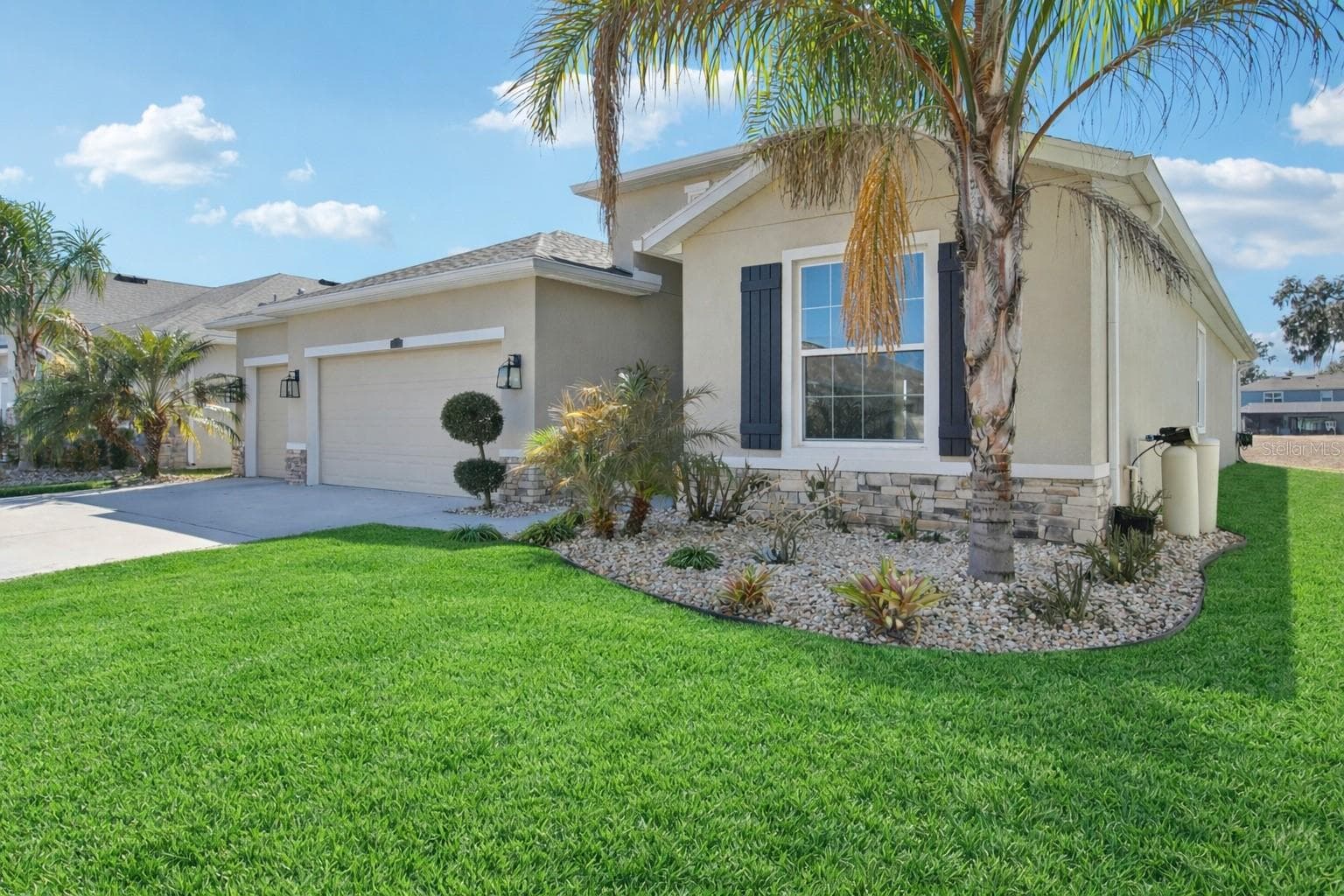 10747 LAXER CAY LOOP photo 6