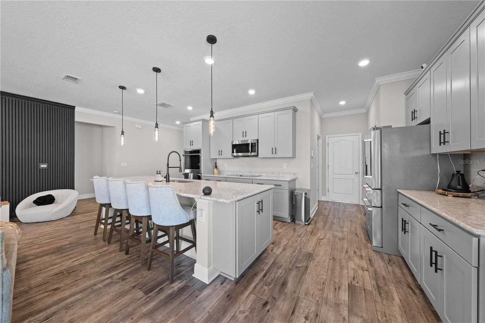 31041 JAZZ LEAF PL photo 10