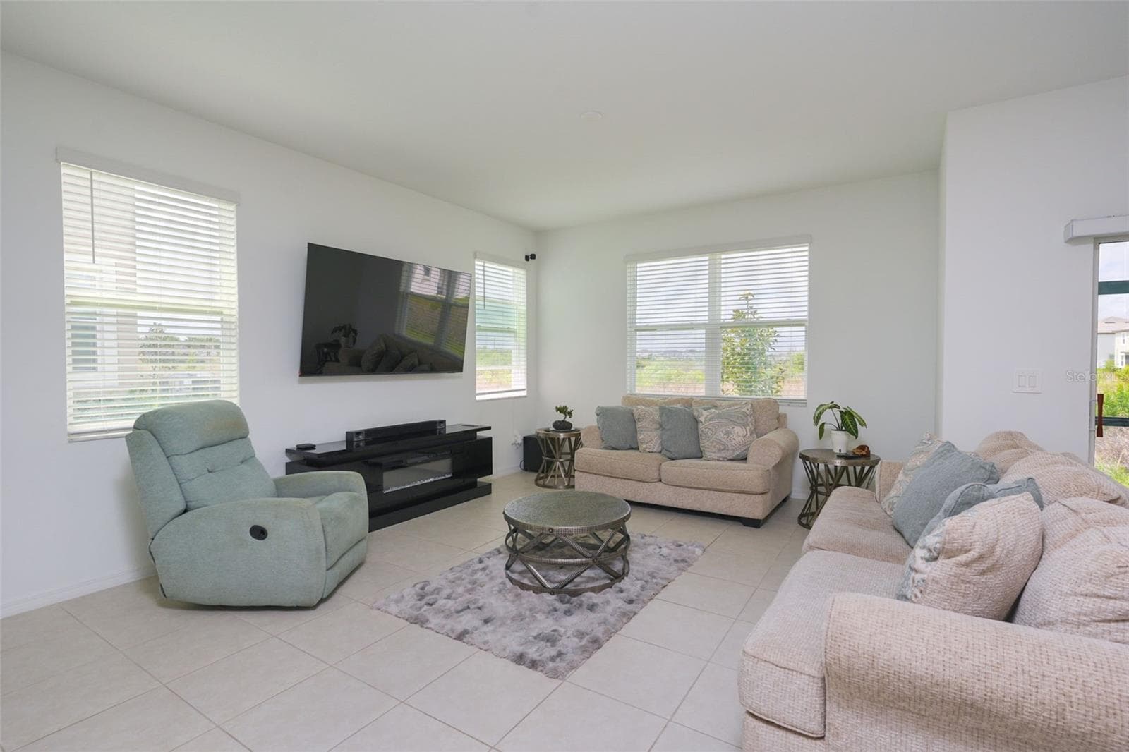 10059 TRUMPET HONEYSUCKLE WAY photo 12