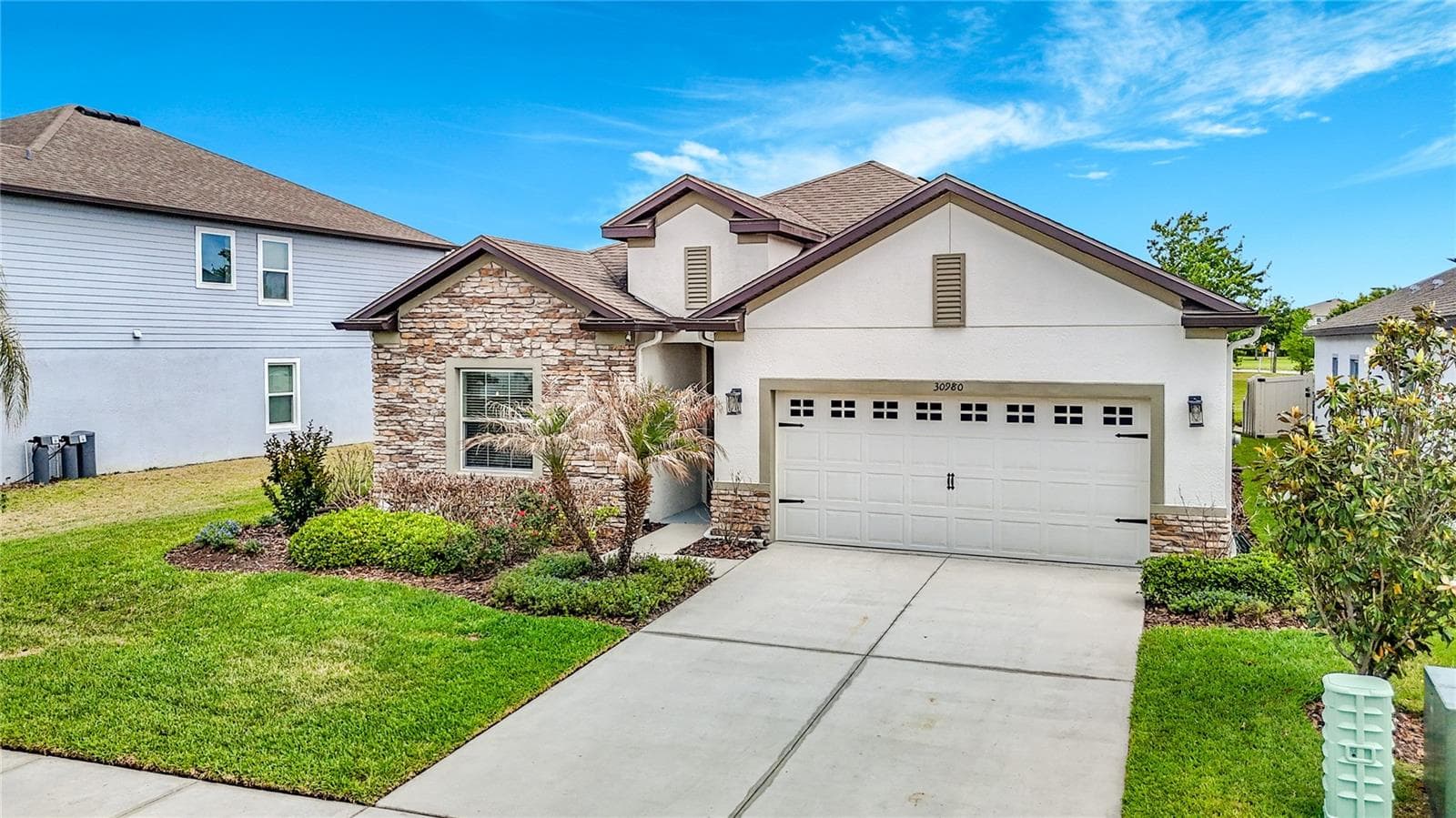 30980 JAZZ LEAF PL photo 4