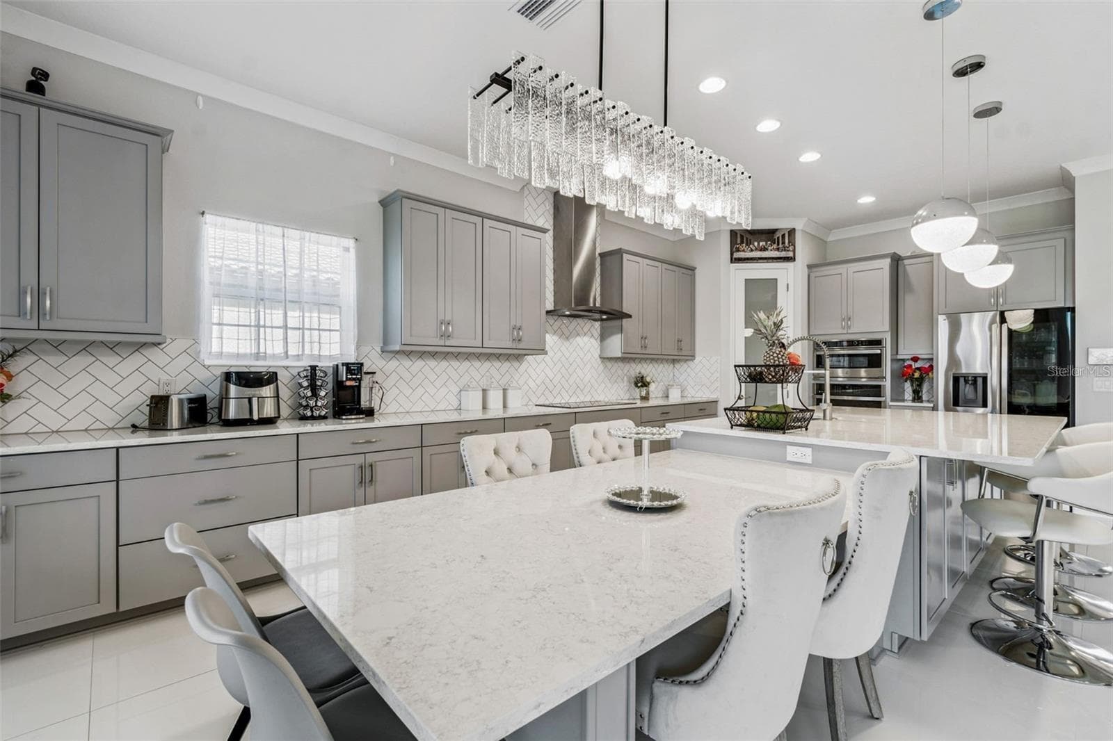 10863 RUSTIC TIMBER LOOP photo 3