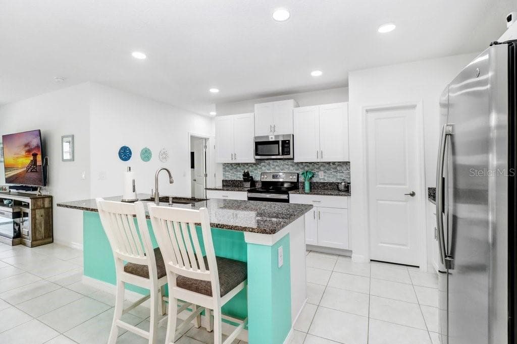 11099 RADIANT SHORE LOOP photo 12