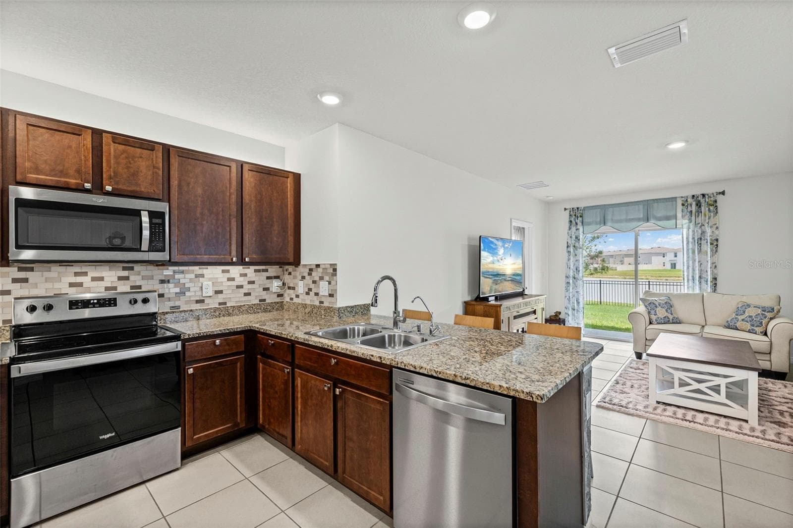 10914 PENNY GALE LOOP photo 11