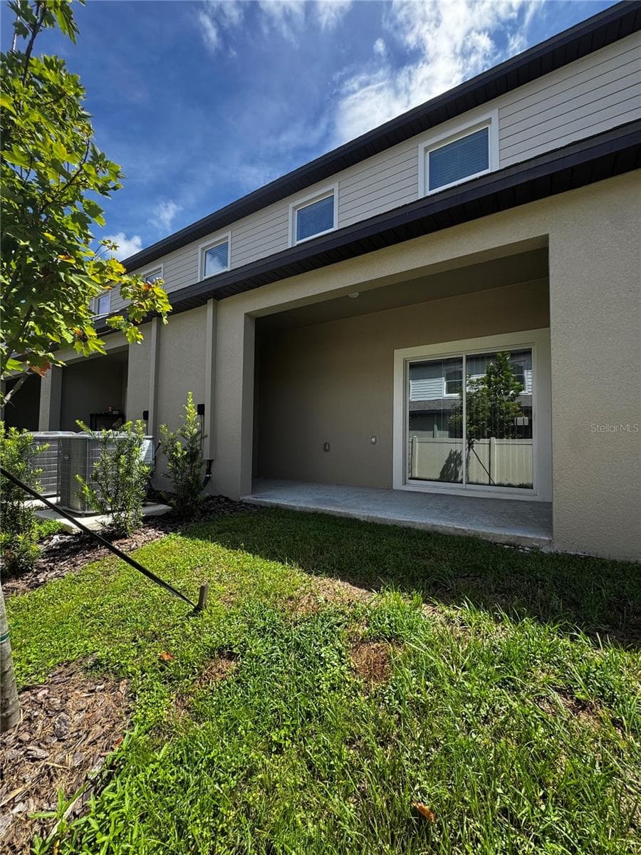 10149 TRUMPET HONEYSUCKLE WAY photo 5