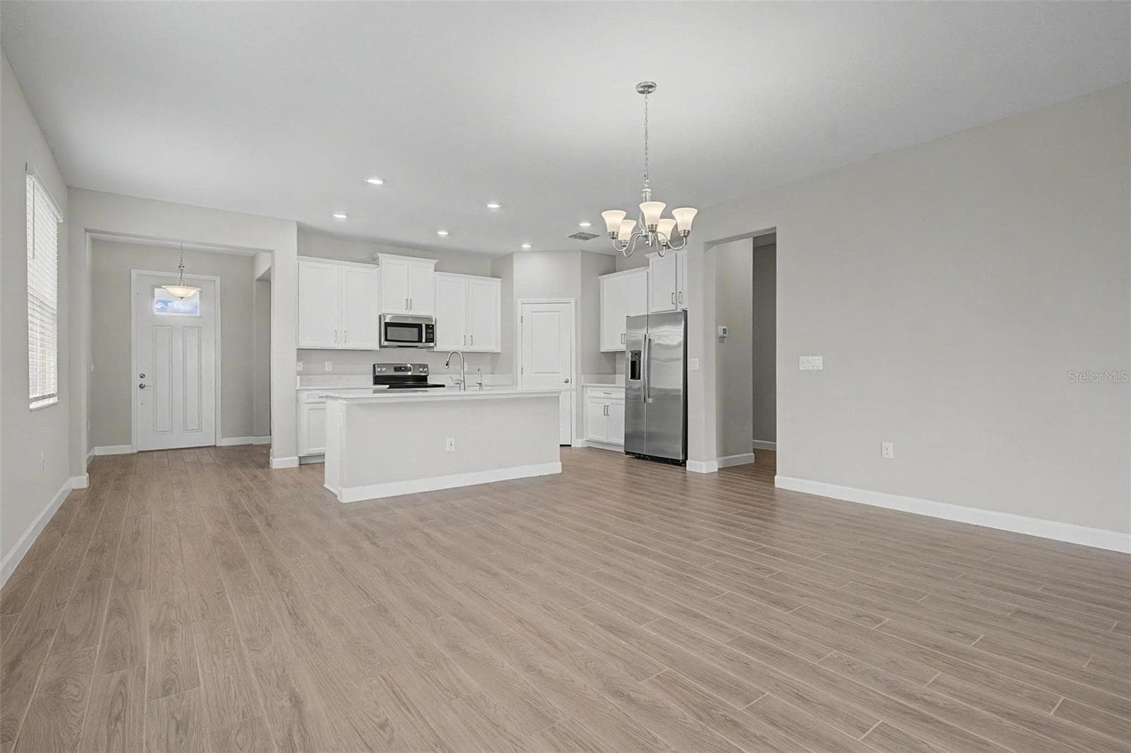 31603 MAGNA GULF LOOP photo 9