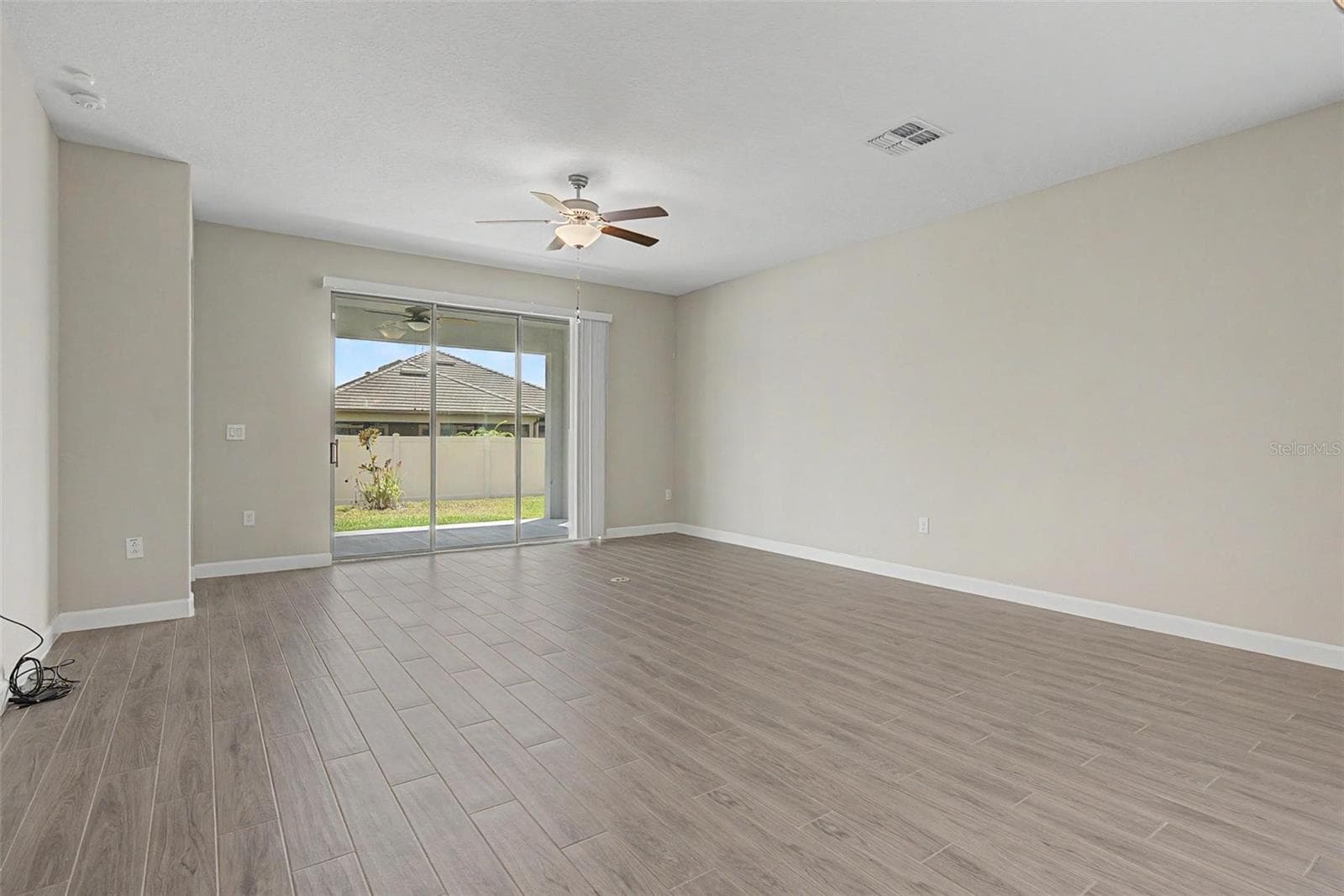 31603 MAGNA GULF LOOP photo 12