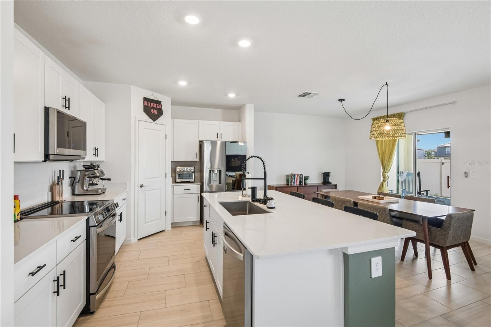 11637 RADIANT SHORE LOOP photo 7