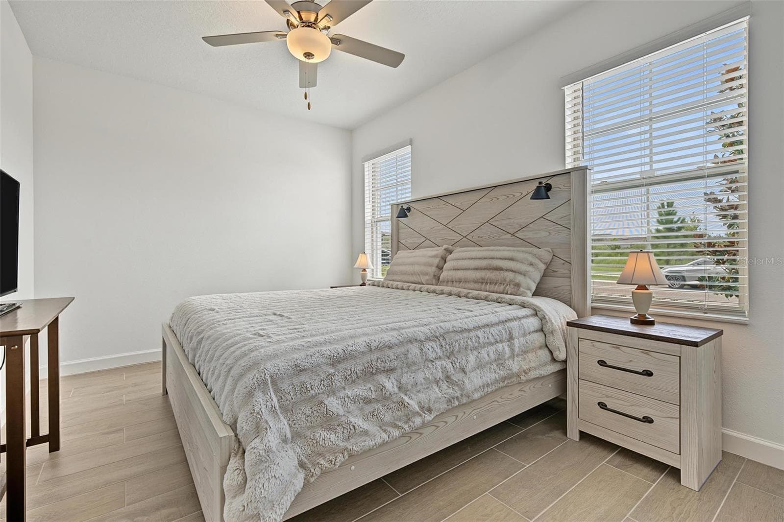32062 GRIFFIN SANDS LN photo 3