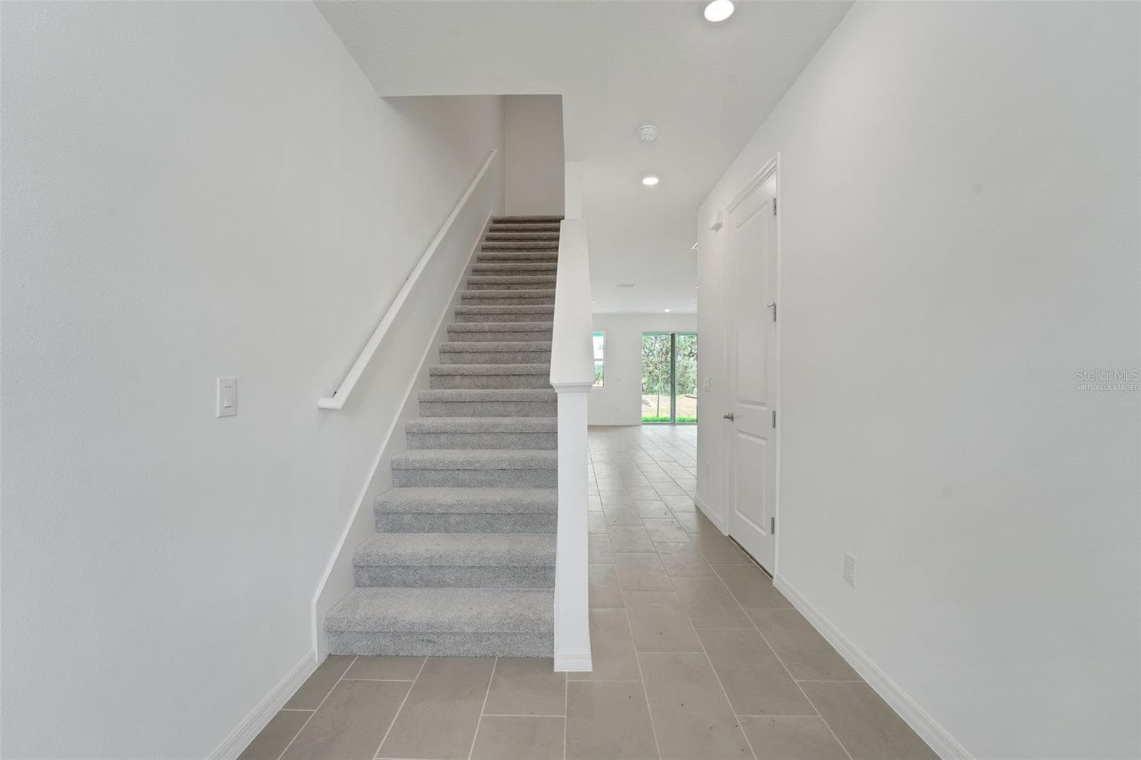 31630 OCEAN BREEZE DR photo 4