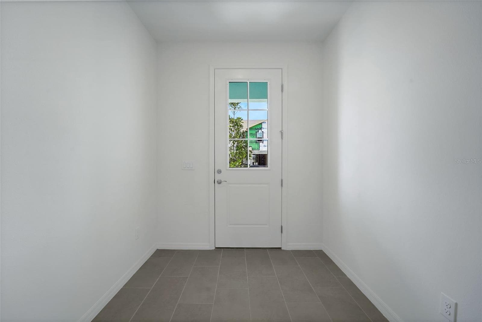 31630 OCEAN BREEZE DR photo 6