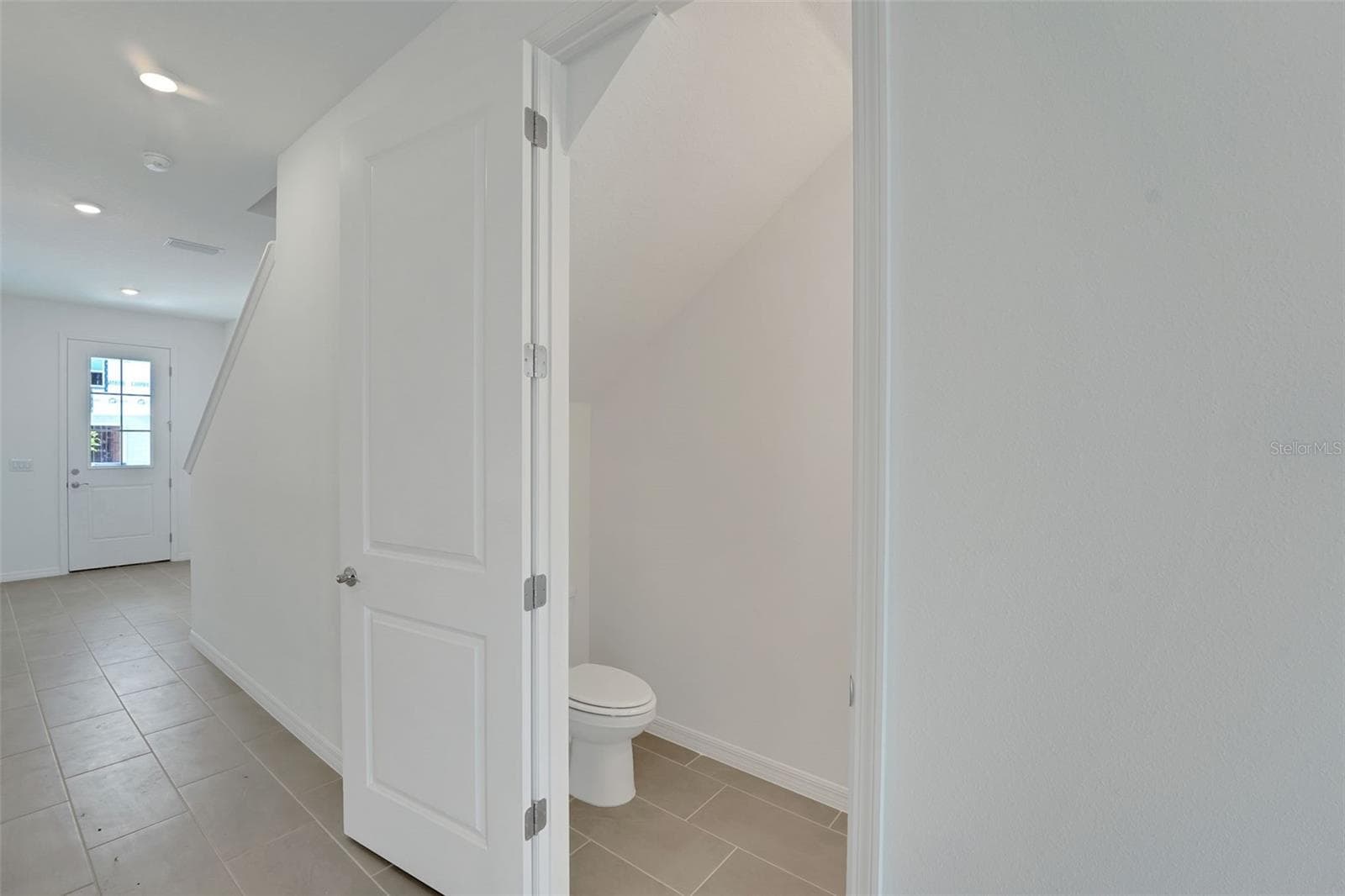 31630 OCEAN BREEZE DR photo 8