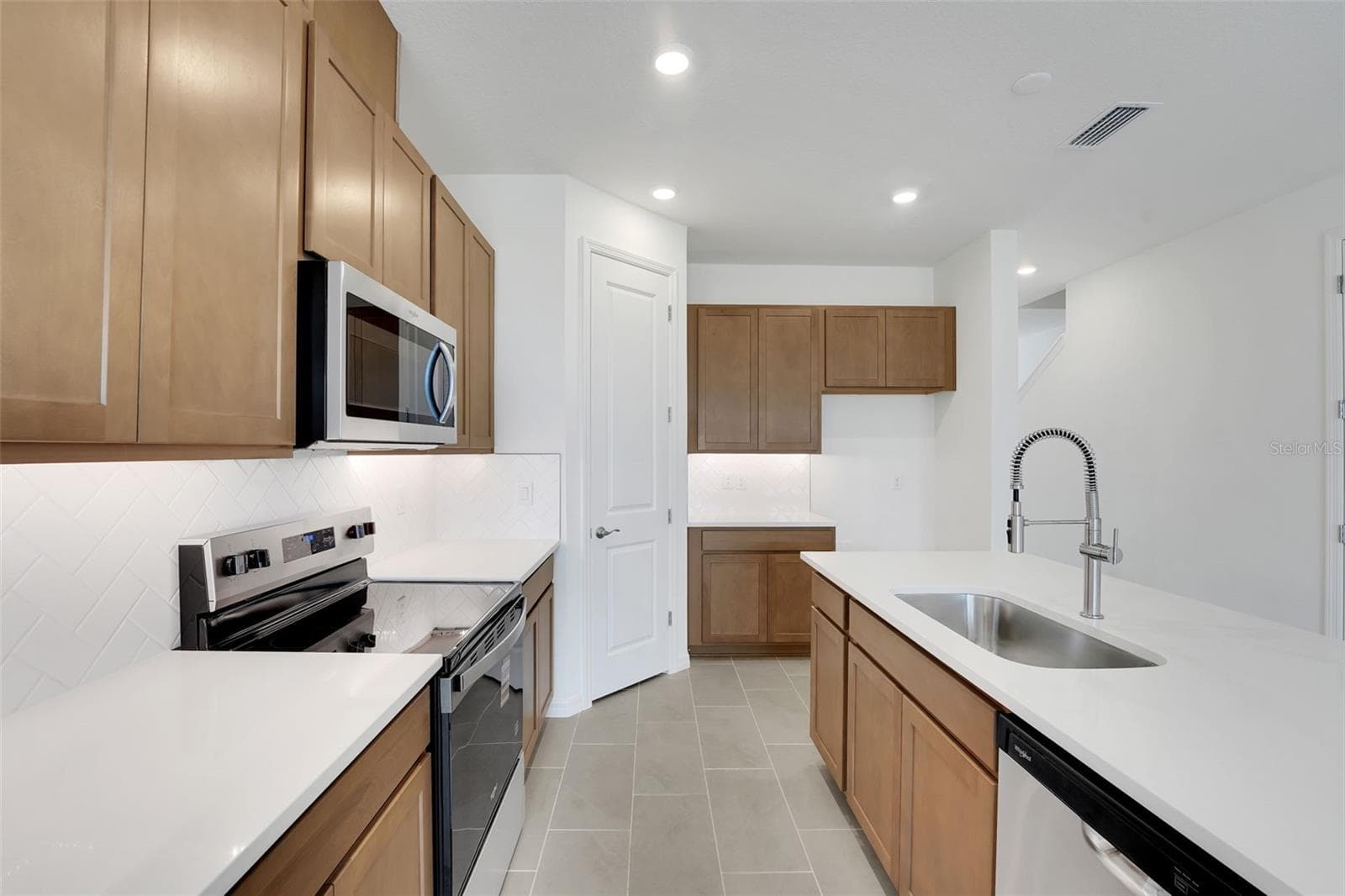 31630 OCEAN BREEZE DR photo 12